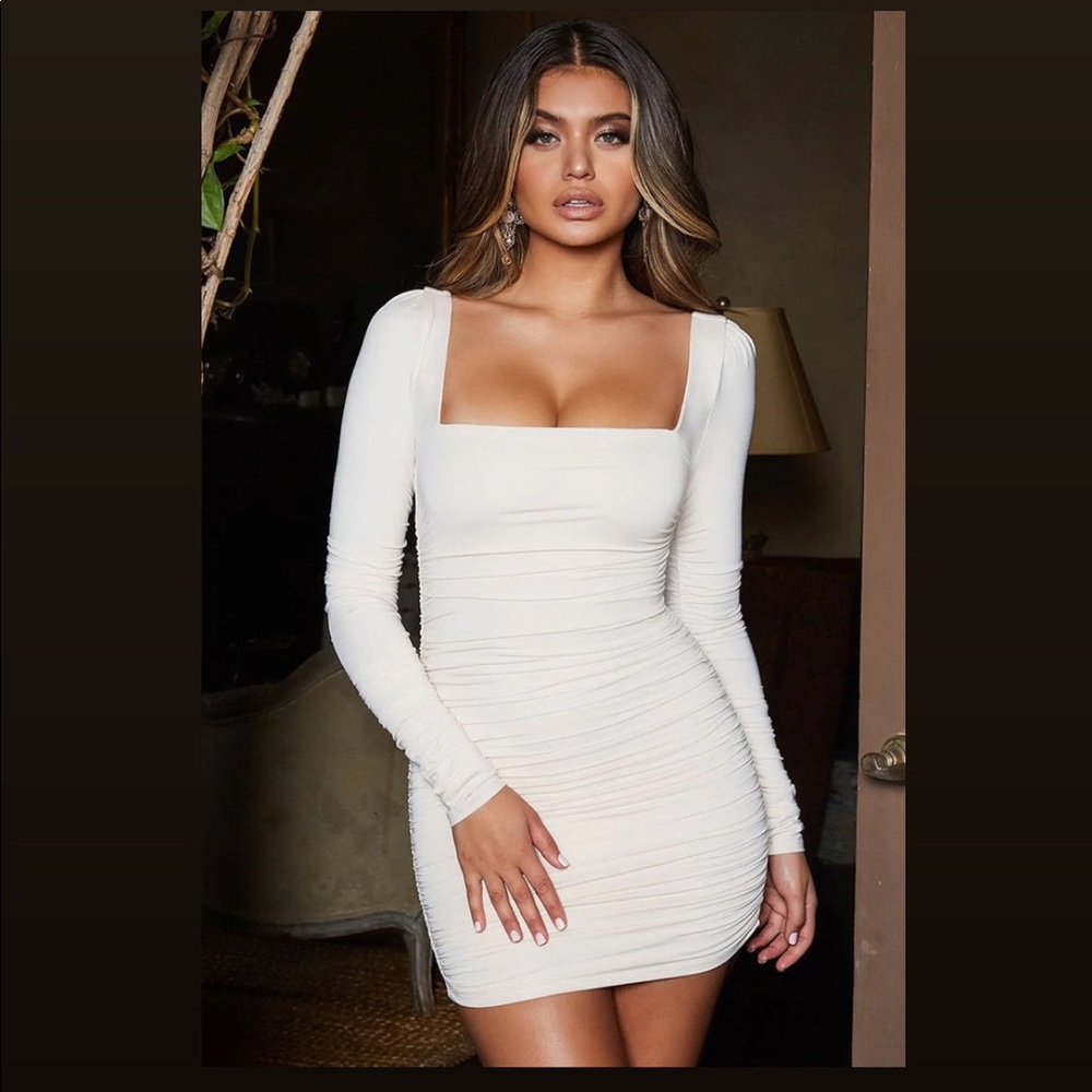 NWT-Rosedress ruched bodycon mini dress